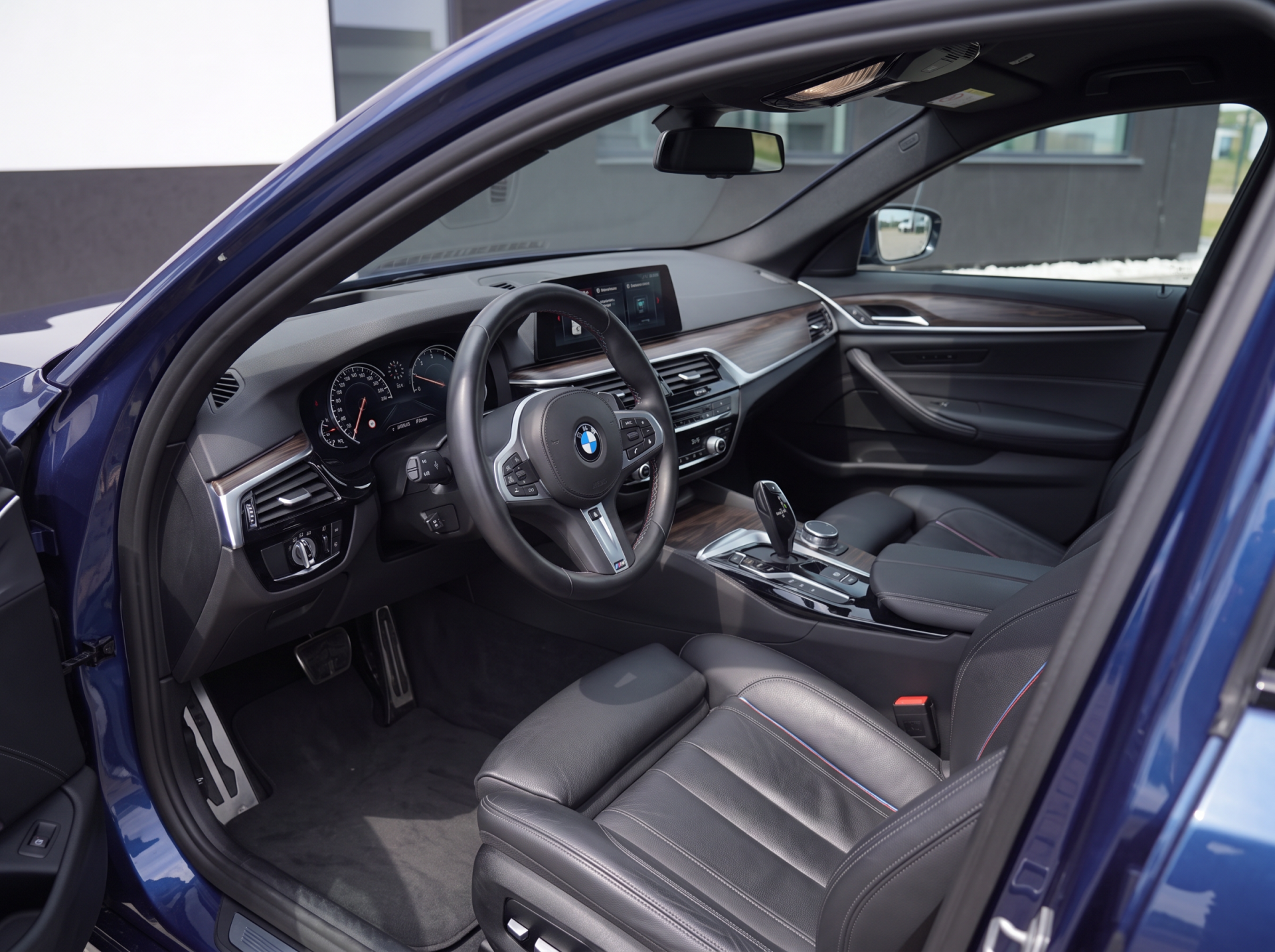 BMW SERIA 5 – 4