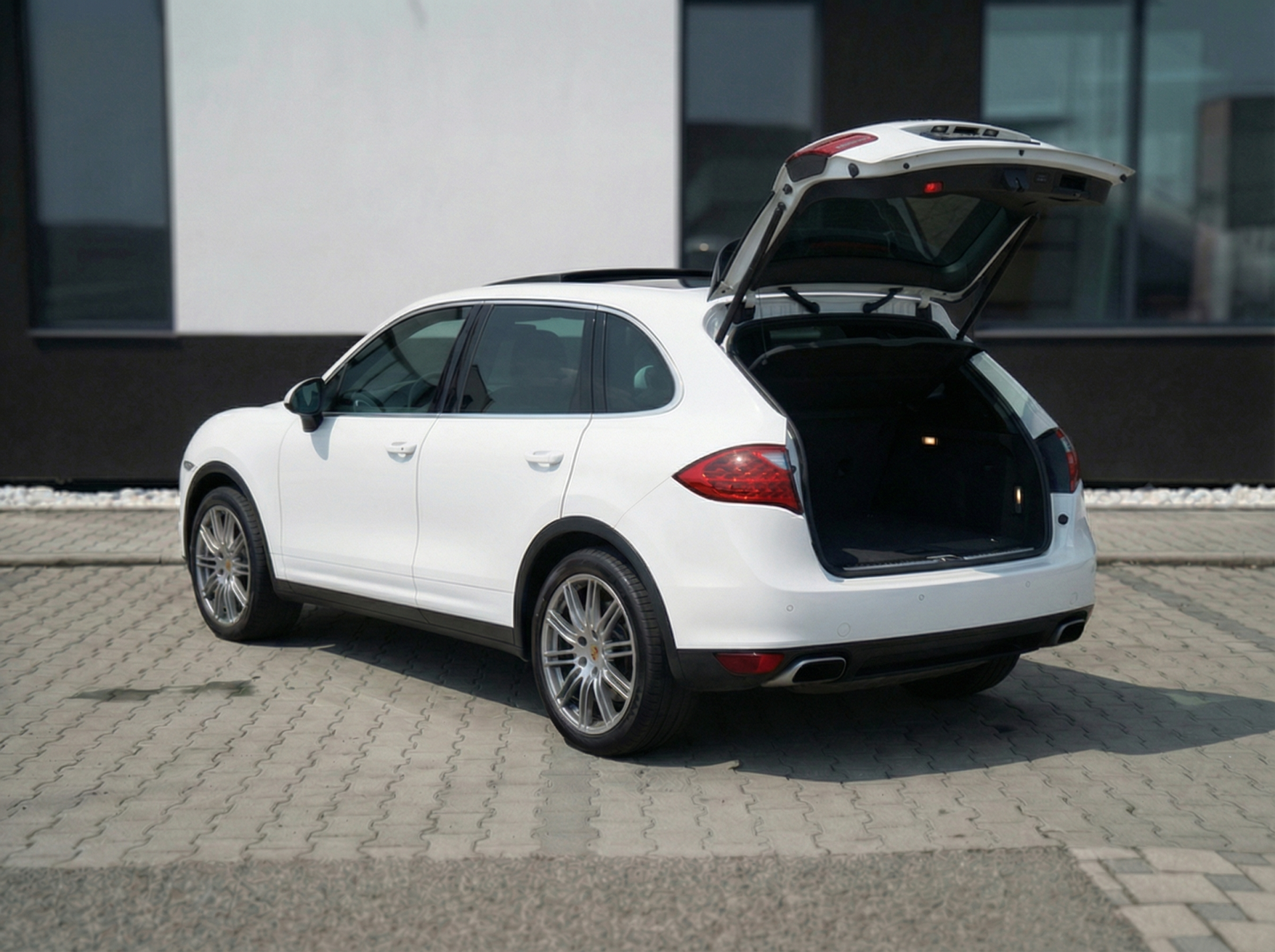 Porsche Cayenne – 6