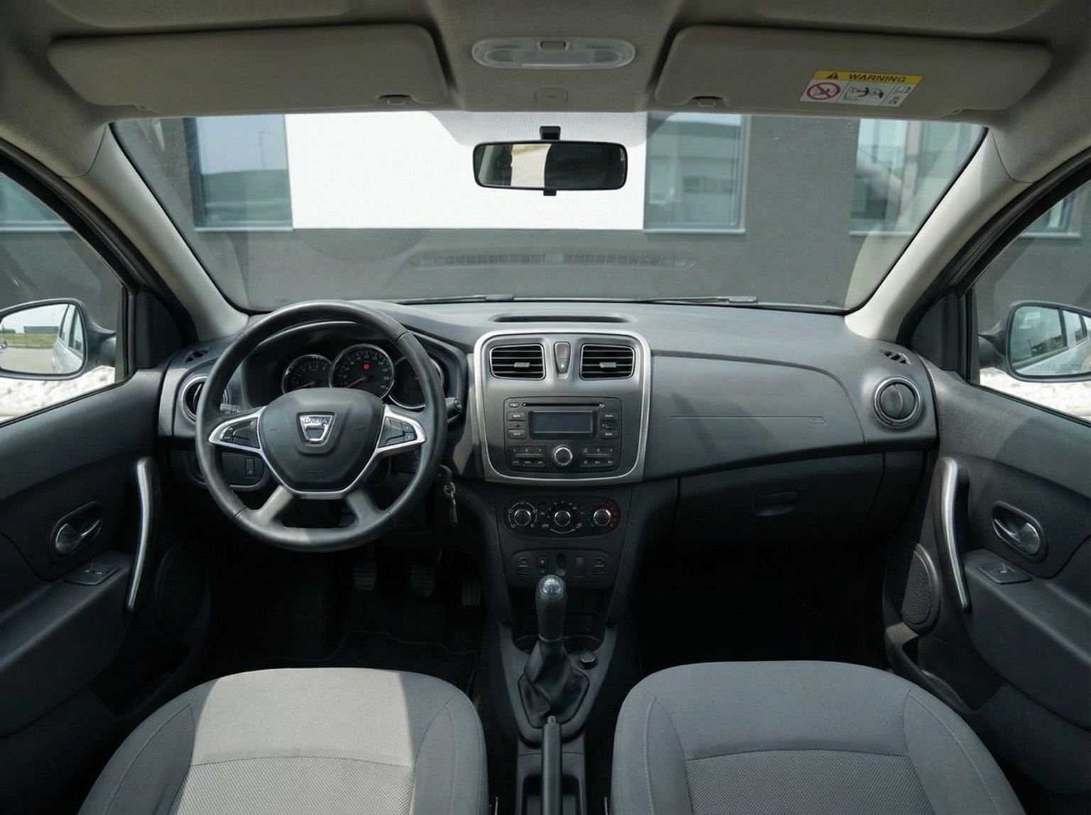 Dacia Logan – 4
