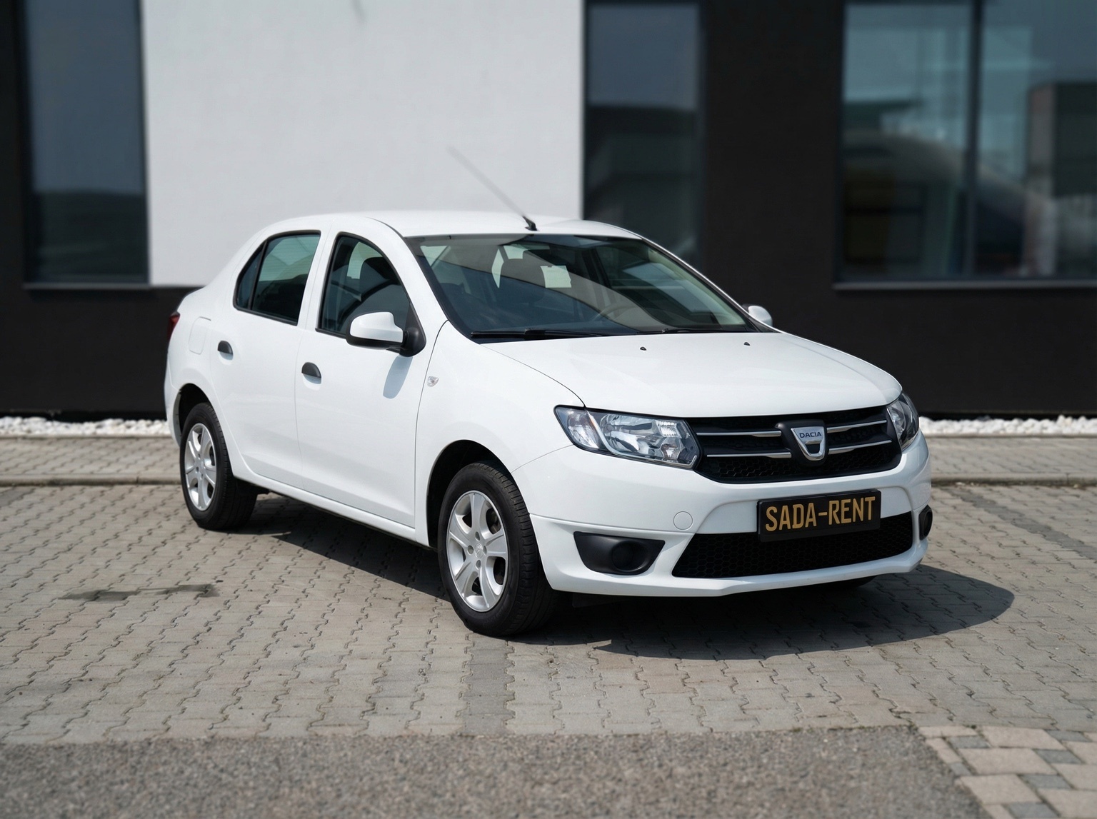 Dacia Logan – 6