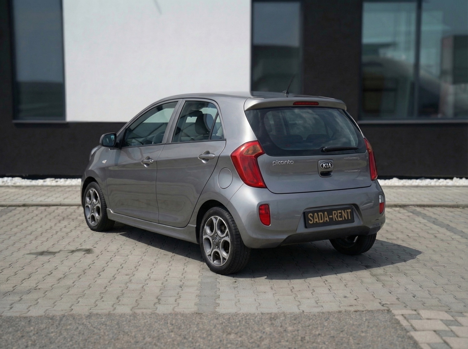 Kia Picanto – 3