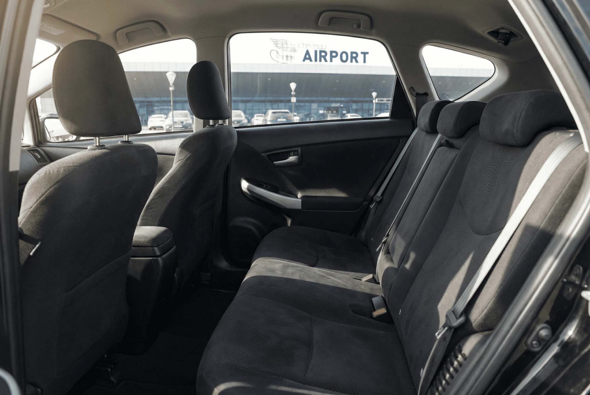 Toyota Prius V – 5